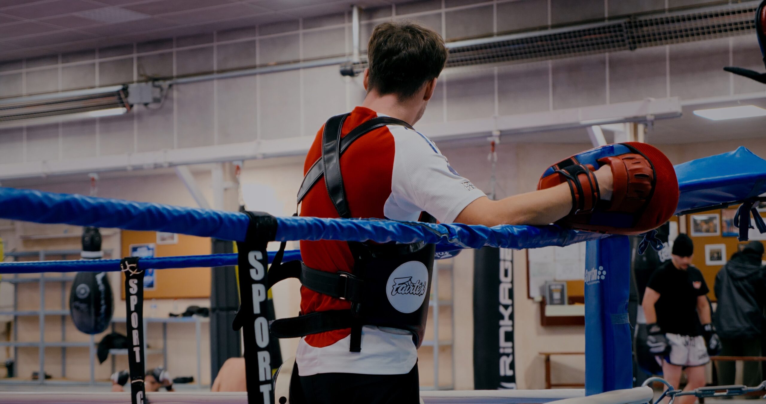 Avant le combat — documentaire boxing au Mans